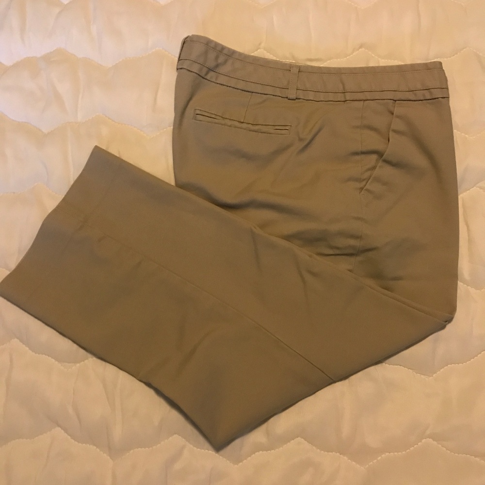 Khaki Banana Republic Martin Fit